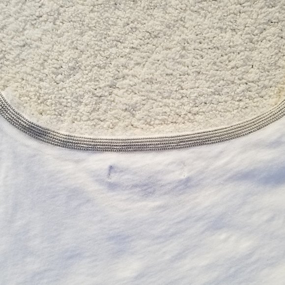 DAISY FUENTES Beaded Neckline White Tee | SZ L - Picture 8 of 10